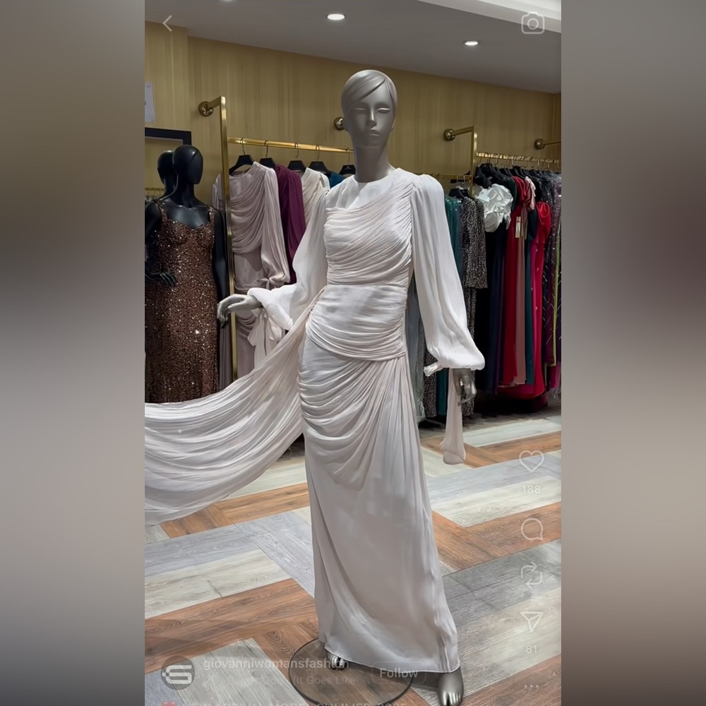 Elegant silver grey Evening Gown